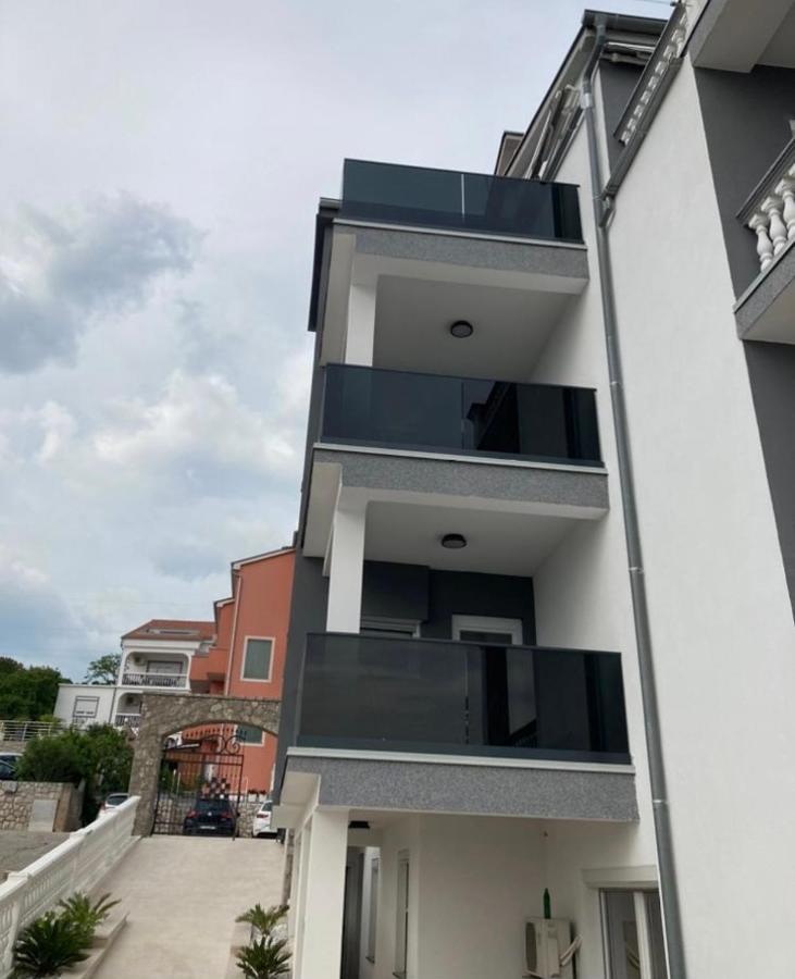 Villa Mara Crikvenica Exterior foto